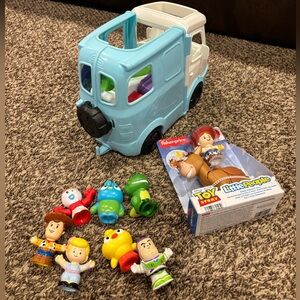 Fisher-Price Little People Disney Pixar Toy Story Campground RV playset